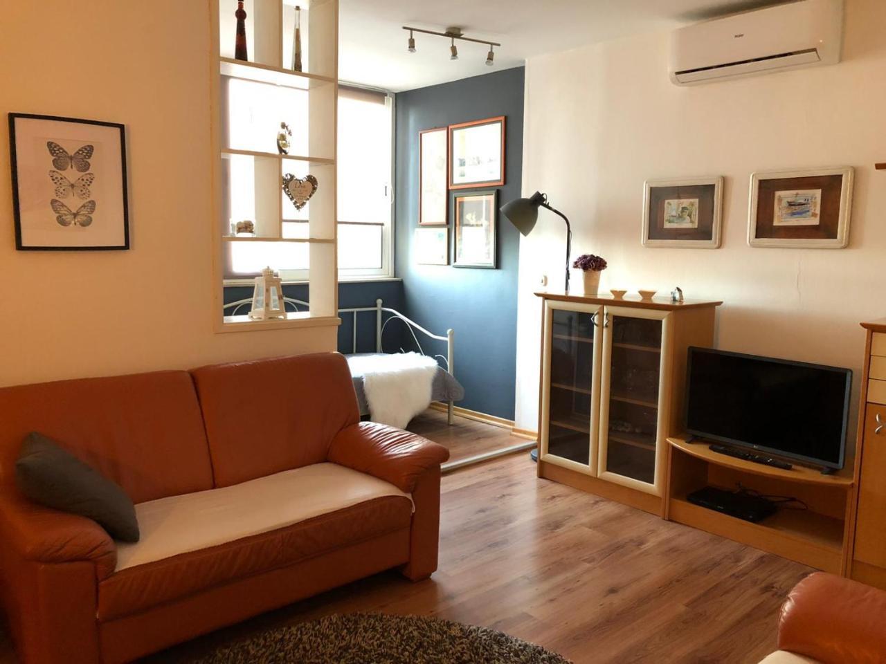 公寓 Apartman Mera 扎达尔